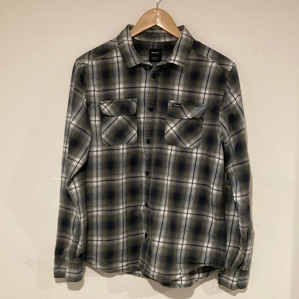 RVCA Men’s Size Medium Button Down